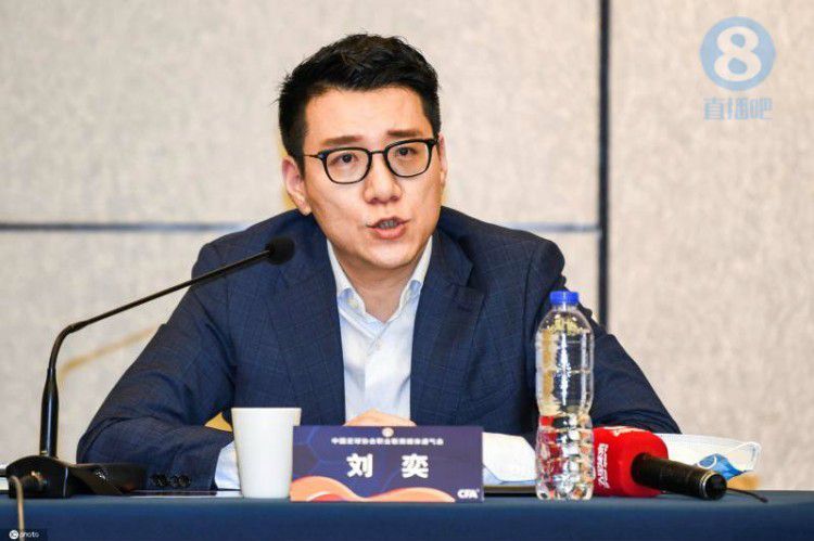 “阿媒：戈麦斯世界杯时拿安东内拉开玩笑，激怒更衣室后无缘国家队《罗马体育报》援引阿根廷电视节目AlaTarde透露，阿根廷老将戈麦斯在世界杯时拿梅西妻子安东内拉开玩笑，因此激怒了梅西和国家队更衣室。